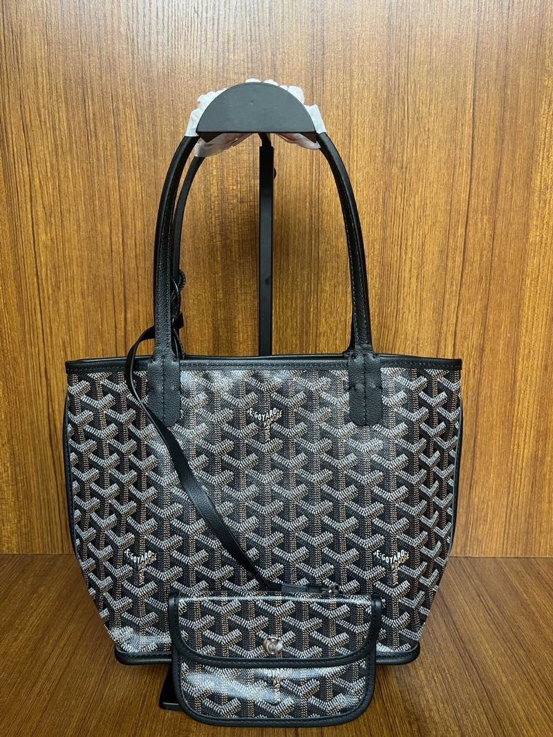 Goyard Shopping Bags